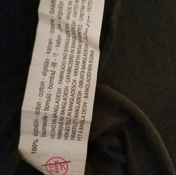 Top - Picture 2 of 3